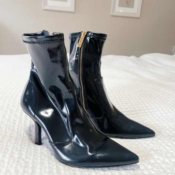 SOLD - Picture 5 of 11